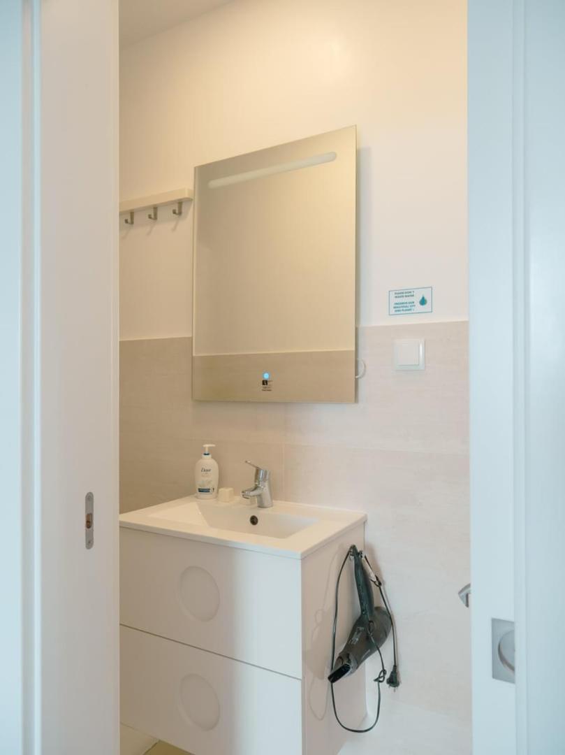 Charming 2br Steps From Castelo De S. Jorge | By Airnest Apartment