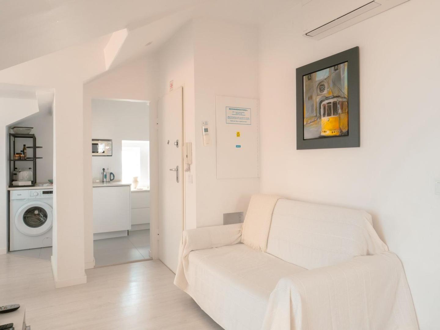 Charming 2br Steps From Castelo De S. Jorge | By Airnest Apartment Lissabon
